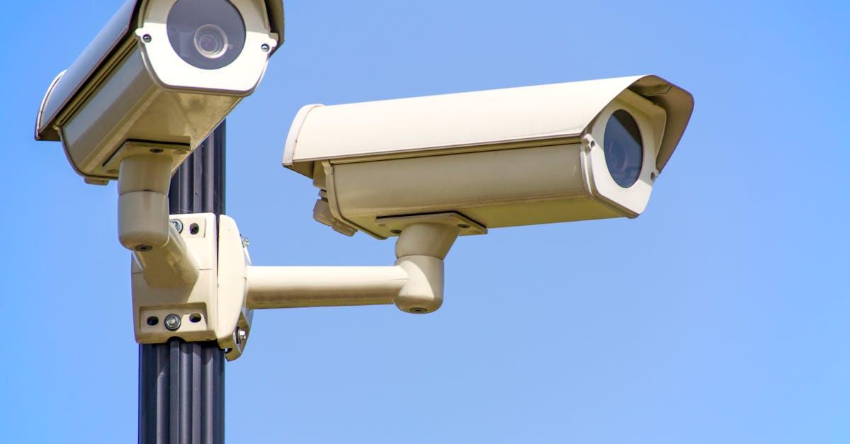 Inteligentny monitoring z wykrywaniem anomalii: jak w 60 minut uruchomić system oparty na uczeniu maszynowym