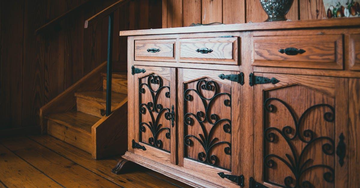 Komoda z charakterem: 7 pomysłów na aranżację z ceramicznymi uchwytami